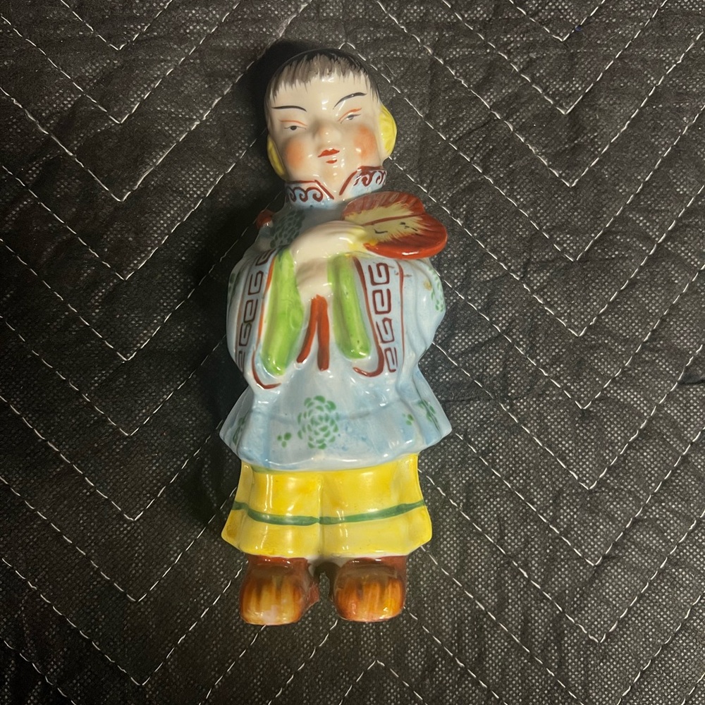Vintage Japanese Figurine stamped with “Made in Occupied Japan”
